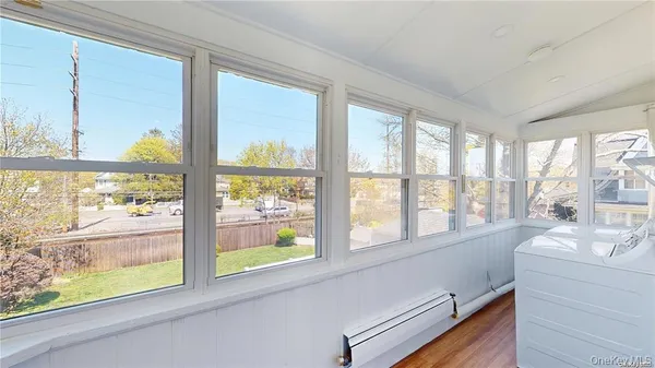 $1,298,000 | 386 Mulry Lane, Lawrence, NY 11559