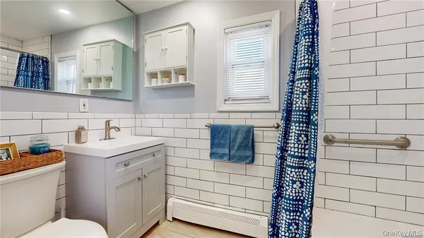 $1,298,000 | 386 Mulry Lane, Lawrence, NY 11559