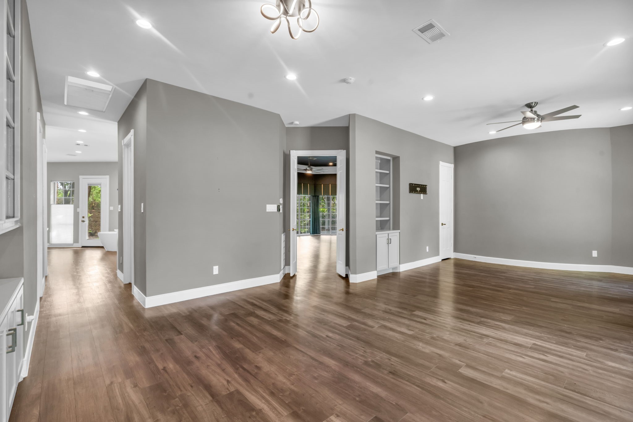 901 Longmire Road, Unit 54 Conroe, TX 77304 - Photo 29 of 49
