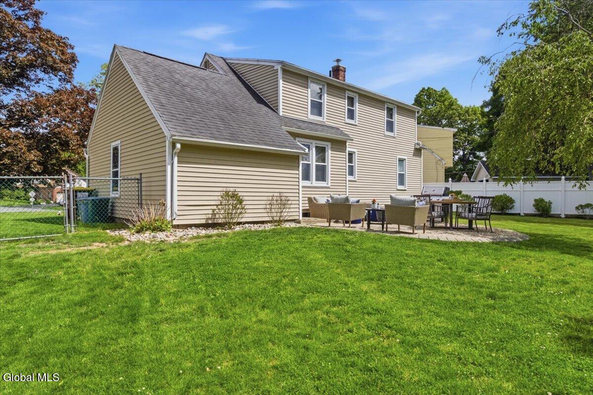 33 Glennon Road Colonie, NY 12110 - Photo 21 of 28 21-005_IMG_9847