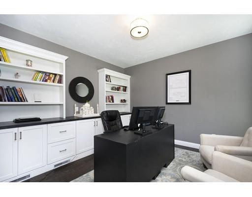 70 Sunset Point Hanover, MA 02339 - Photo 11 of 34