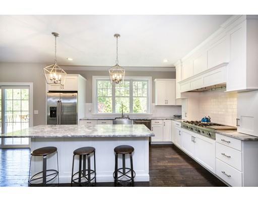 70 Sunset Point Hanover, MA 02339 - Photo 4 of 34