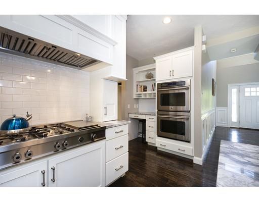 70 Sunset Point Hanover, MA 02339 - Photo 5 of 34