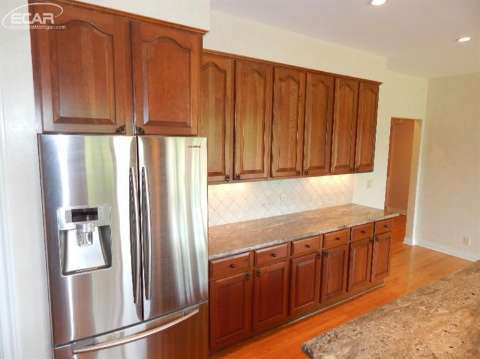 7560 East River Road Flushing, MI 48433 - Photo 18 of 79 20444568-17.JPG