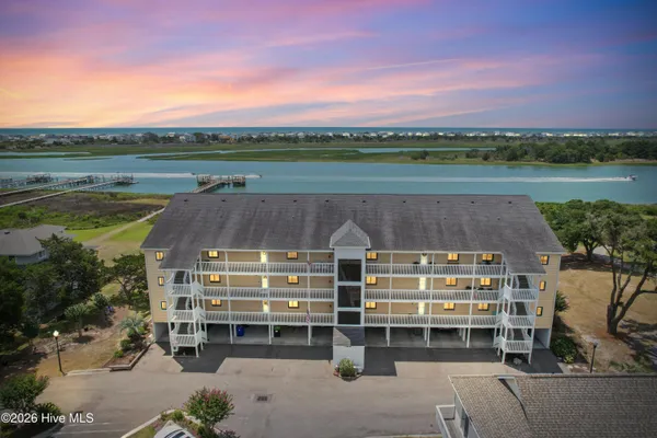 $374,900 | 1916 Inlet Village Circle Southwest, Unit 7A, Ocean Isle Beach, NC 28469