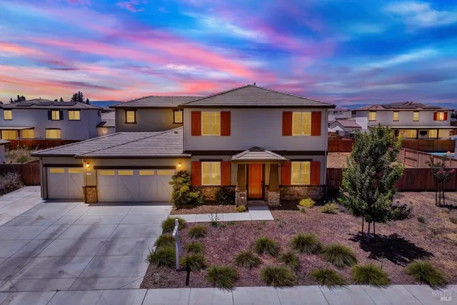 $805,000 | 730 Daybreak Drive, Dixon, CA 95620