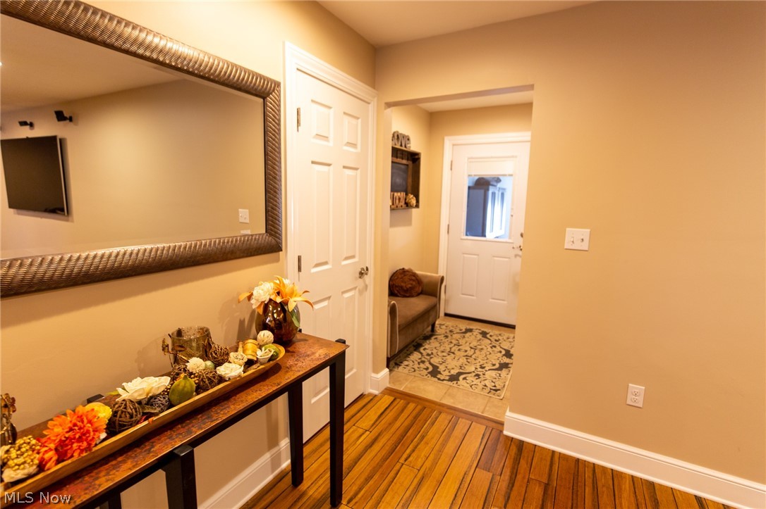 10691 Springfield Road Youngstown, OH 44514 - Photo 15 of 33