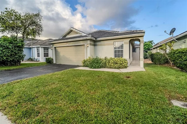 $554,900 | 2675 Arborwood Road, Davie, FL 33328
