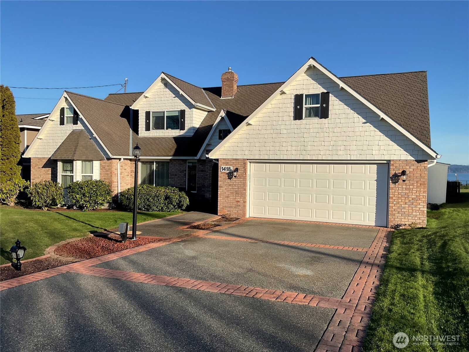 1418 Bonnie View Acres Road Oak Harbor, WA 98277 - Photo 3 of 33