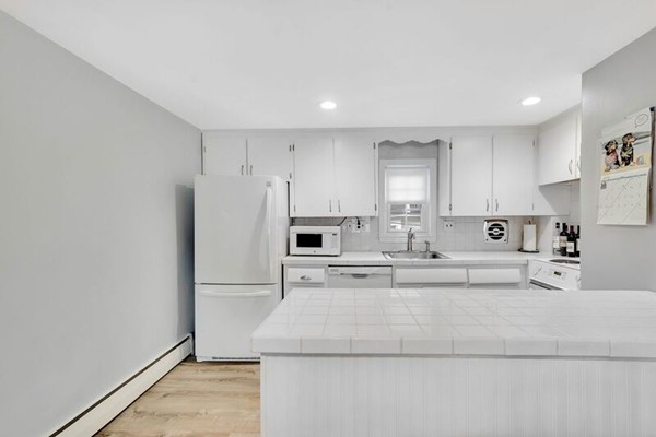 29-0 Arlington Road, Unit 4 Woburn, MA 01801 - Photo 11 of 22 Gallery Image 11