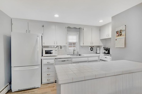 29-0 Arlington Road, Unit 4 Woburn, MA 01801 - Photo 10 of 22 Gallery Image 10