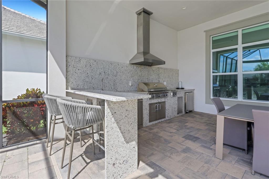 6136 Rodney Bay Lane Naples, FL 34113 - Photo 32 of 37