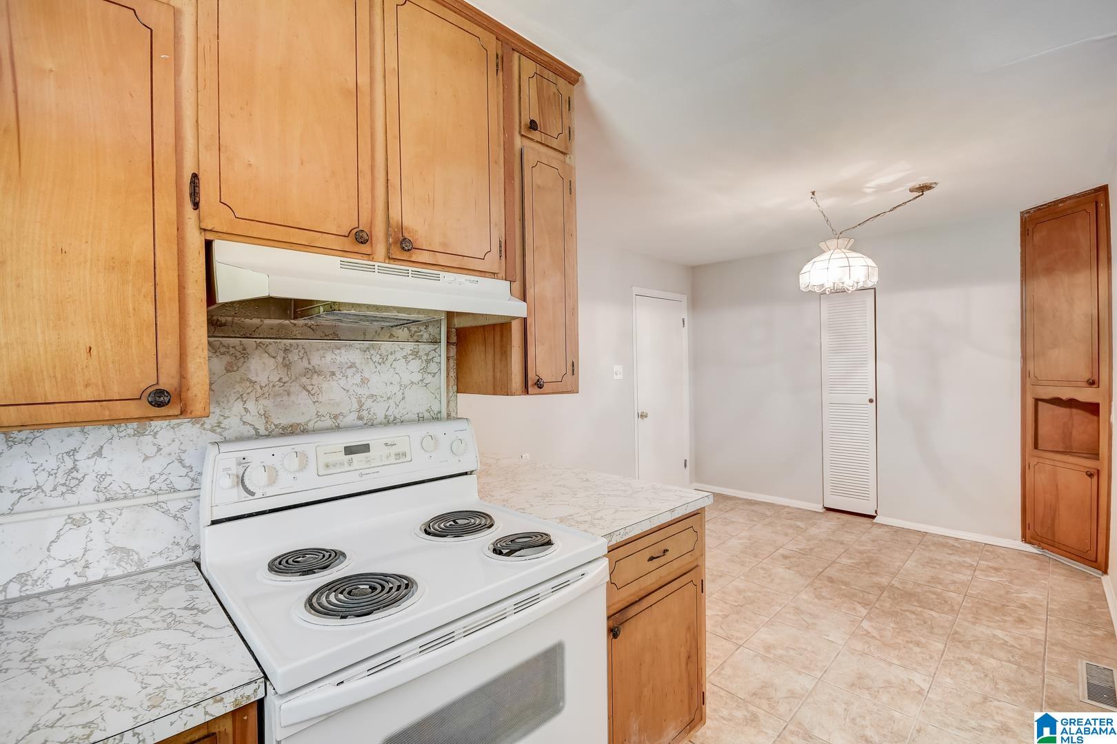 309 Sun Valley Road Birmingham, AL 35215 - Photo 14 of 31