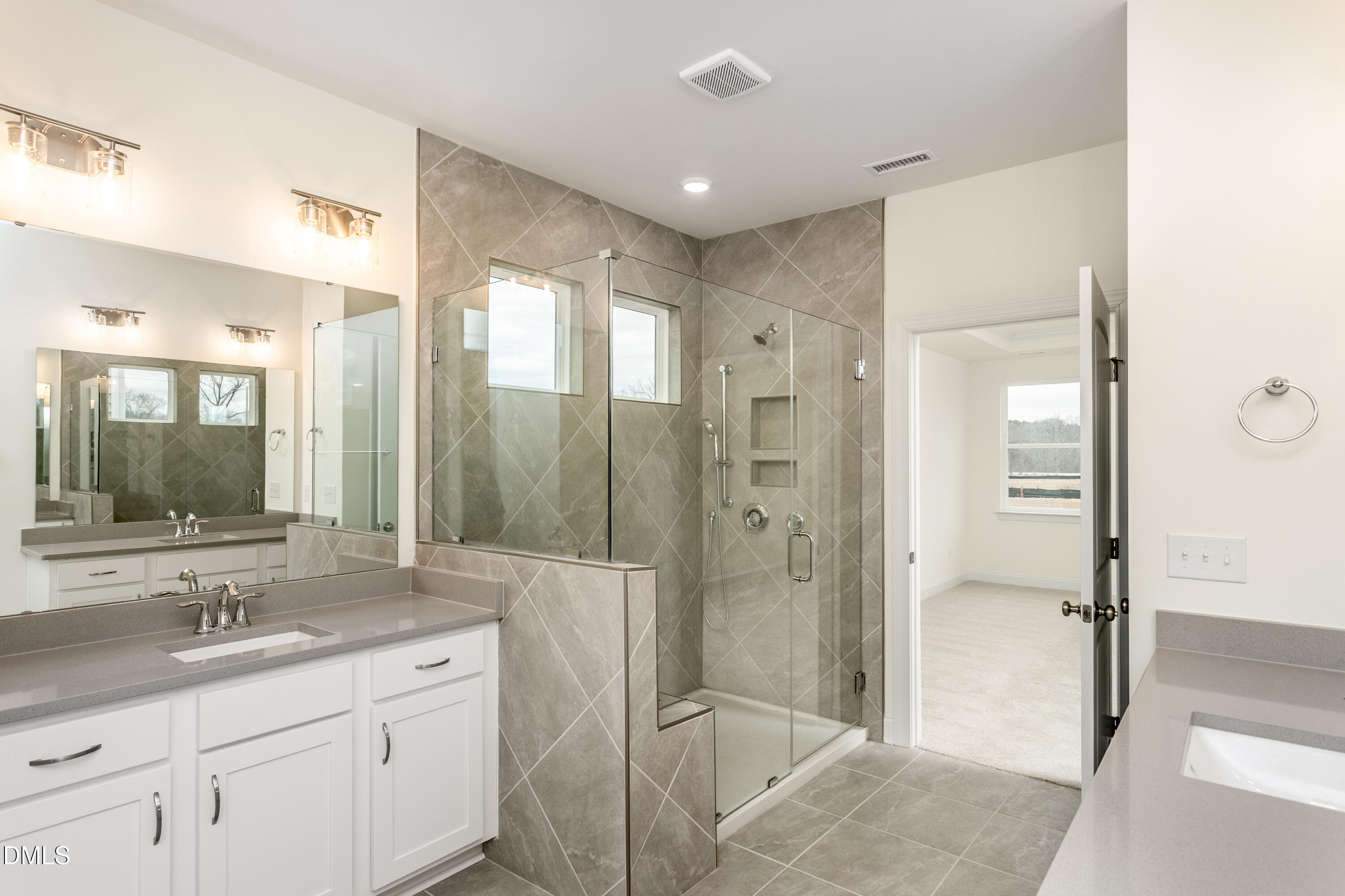 27 Steppe Way Garner, NC 27529 - Photo 20 of 42 Primary Bathroom