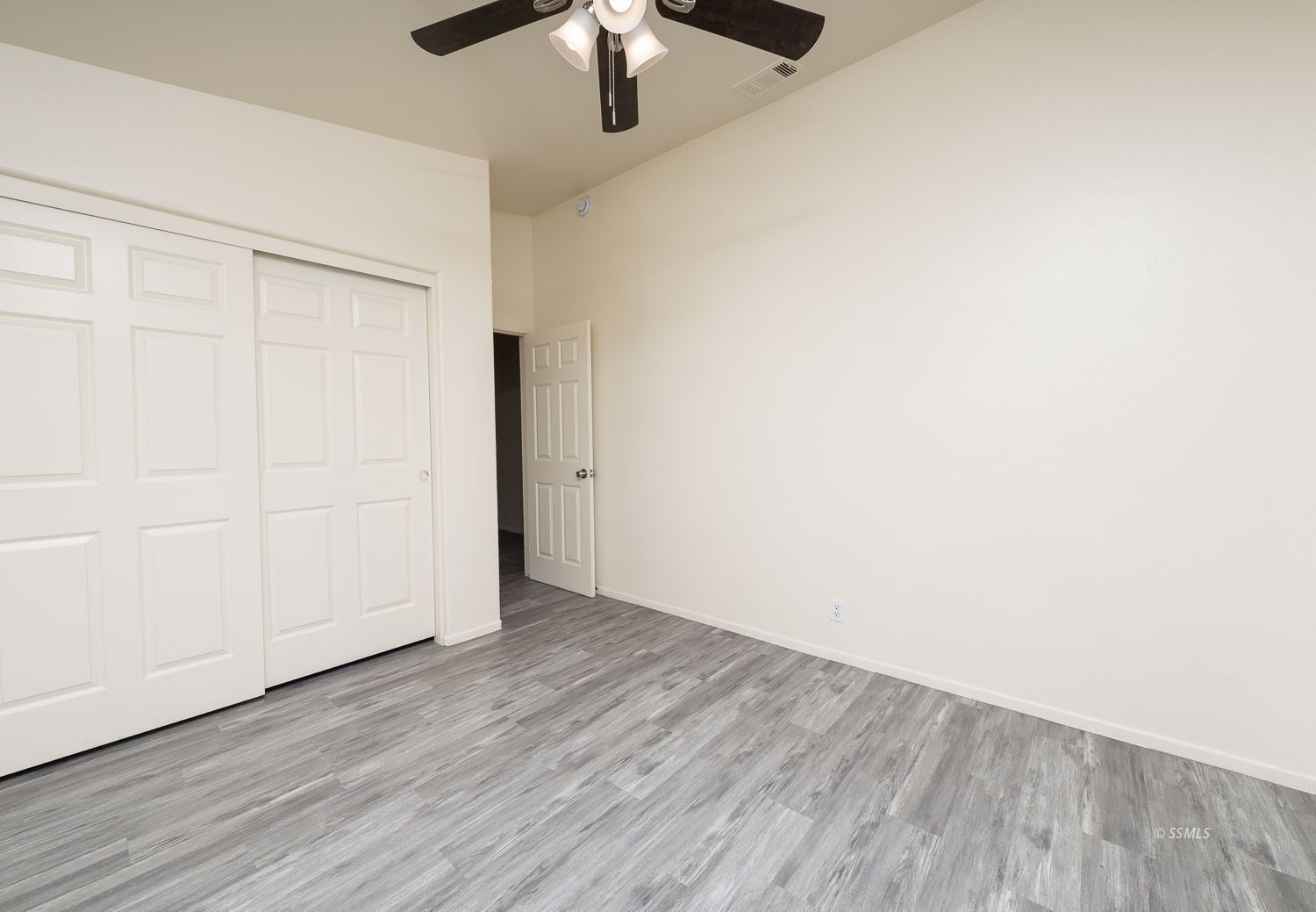 420 Olive Avenue Ridgecrest, CA 93555 - Photo 12 of 21