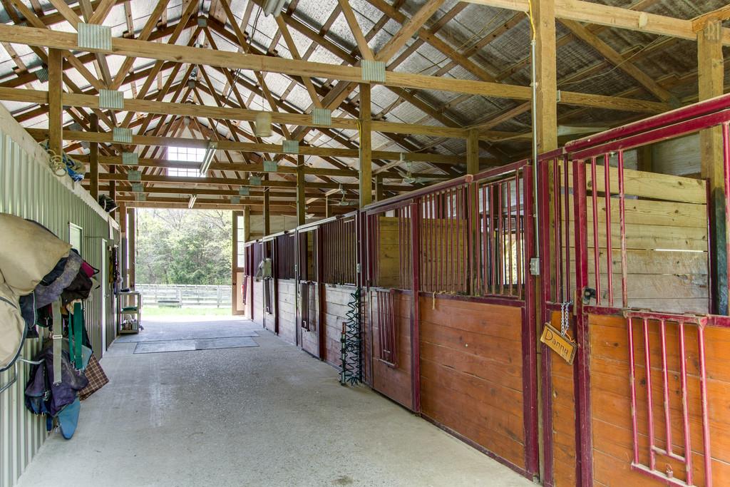 8462 Covington Road Eagleville, TN 37060 - Photo 21 of 30 Gallery Image 21