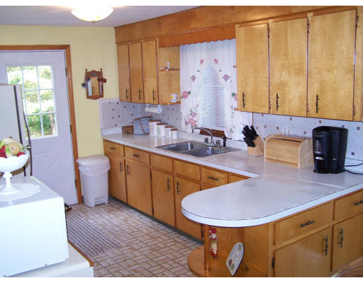 120 Phillipston Road Barre, MA 01005 - Photo 10 of 18