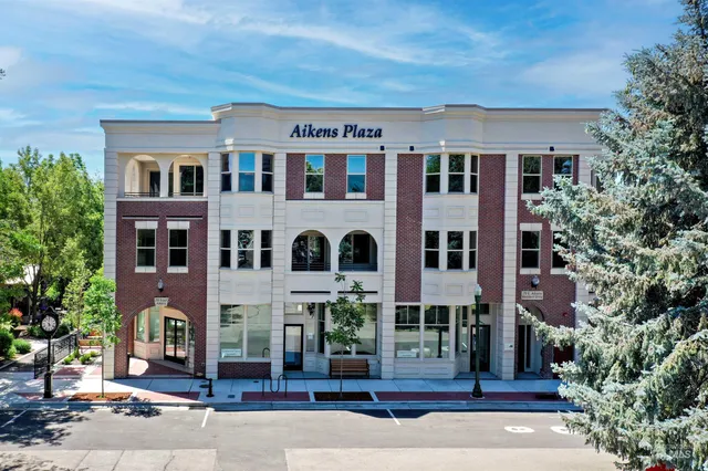 $695,000 | 79 East Aikens Road, Unit 202, Eagle, ID 83616