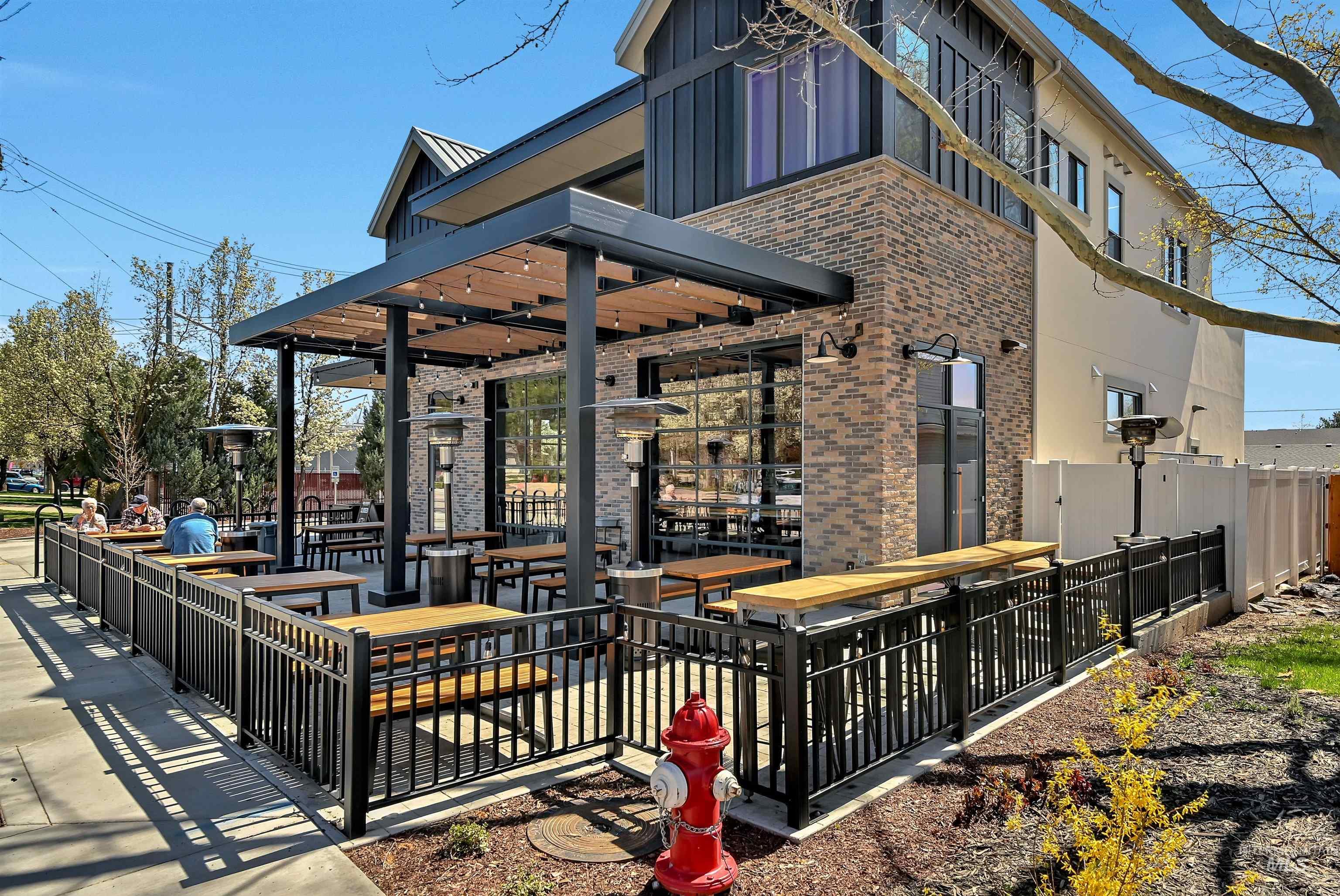 79 East Aikens Road, Unit 202 Eagle, ID 83616 - Photo 33 of 47