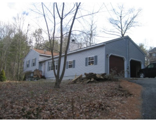41 Kerney Road Douglas, MA 01516 - Photo 2 of 7