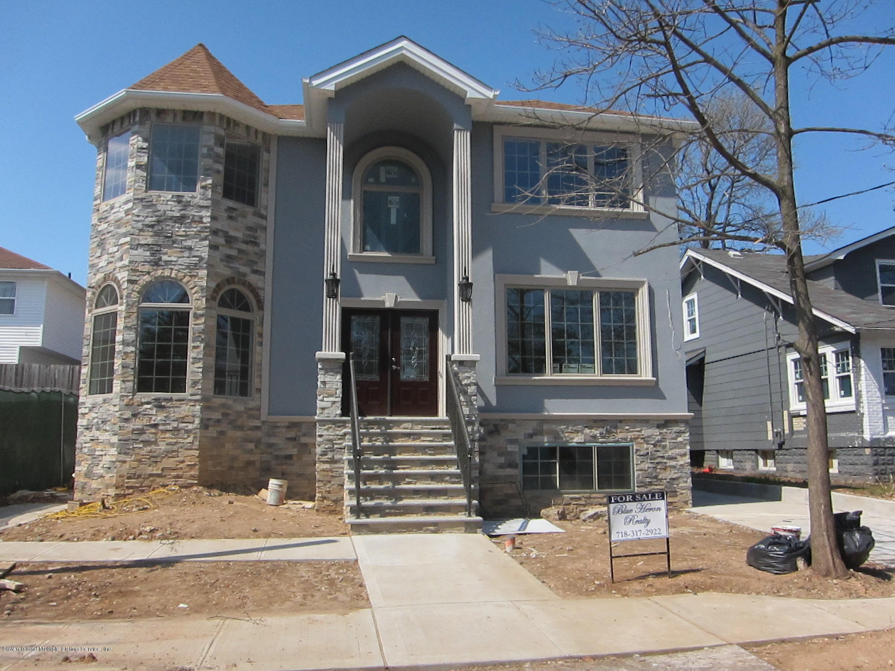 39 Sandgap Street Staten Island, NY 10312 - Photo 7 of 33 IMG_0274