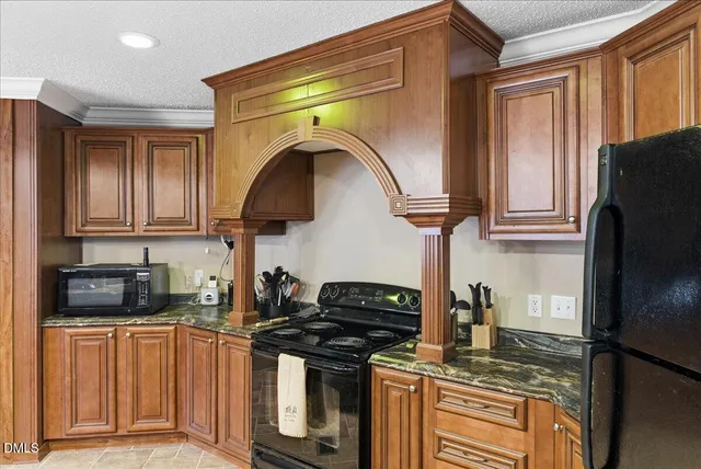 $350,000 | 152 Leisure Lane, Manson, NC 27553