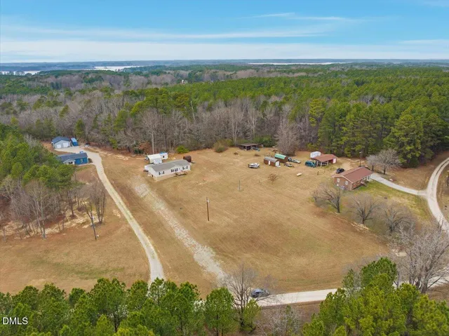 $350,000 | 152 Leisure Lane, Manson, NC 27553