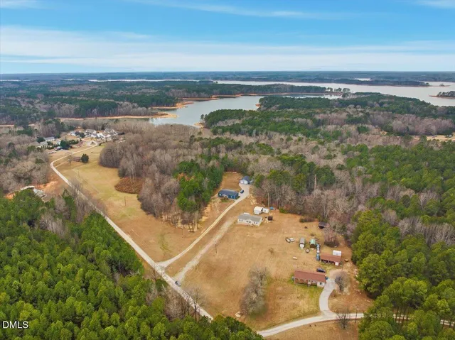 $350,000 | 152 Leisure Lane, Manson, NC 27553