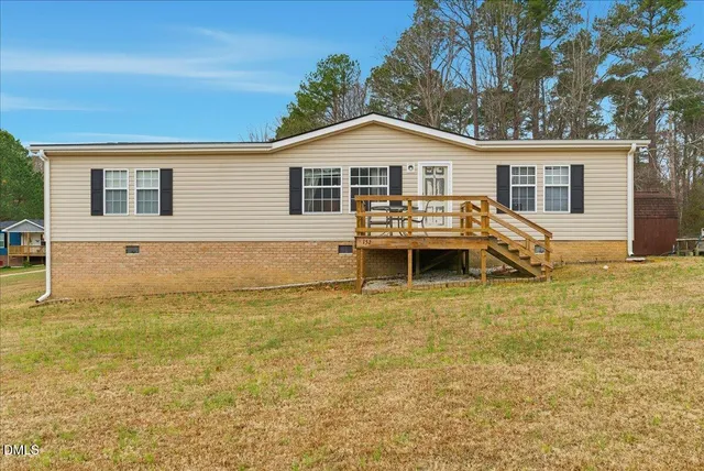 $350,000 | 152 Leisure Lane, Manson, NC 27553