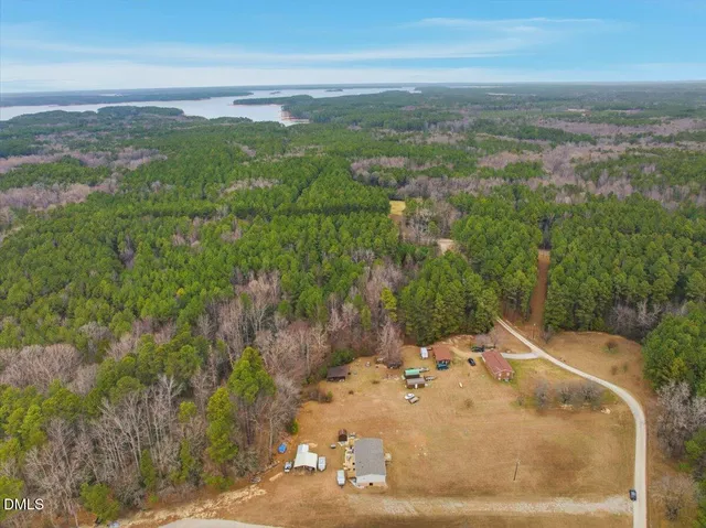 $350,000 | 152 Leisure Lane, Manson, NC 27553