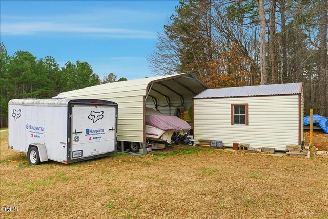 $350,000 | 152 Leisure Lane, Manson, NC 27553