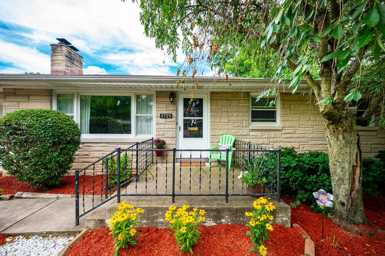3725 Meda Pass Fort Wayne, IN 46809 - Photo 4 of 36