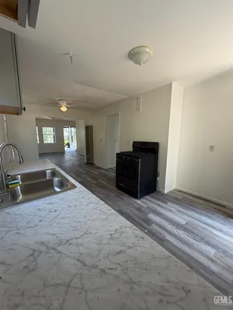 $225,000 | Undisclosed Address, Taft, CA 93268