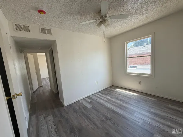 $225,000 | Undisclosed Address, Taft, CA 93268
