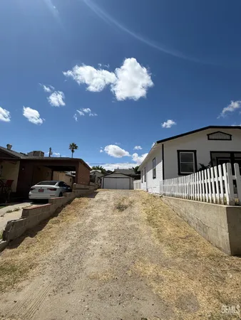 $225,000 | Undisclosed Address, Taft, CA 93268