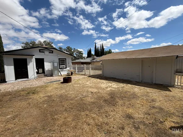 $225,000 | Undisclosed Address, Taft, CA 93268