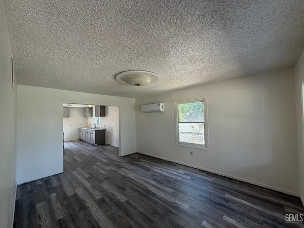 $225,000 | Undisclosed Address, Taft, CA 93268
