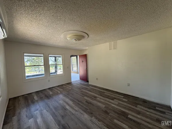 $225,000 | Undisclosed Address, Taft, CA 93268