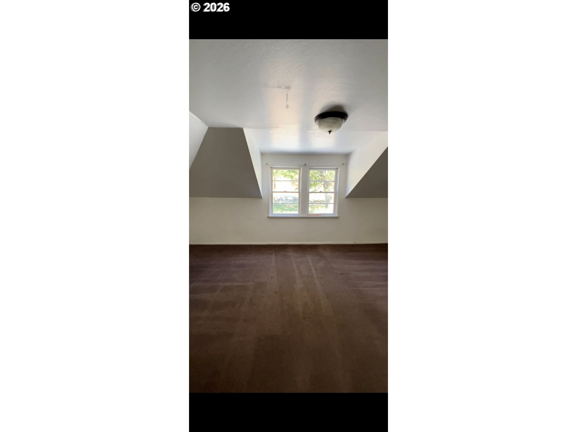 9060 Azalea-Glen Road Glendale, OR 97442 - Photo 15 of 16