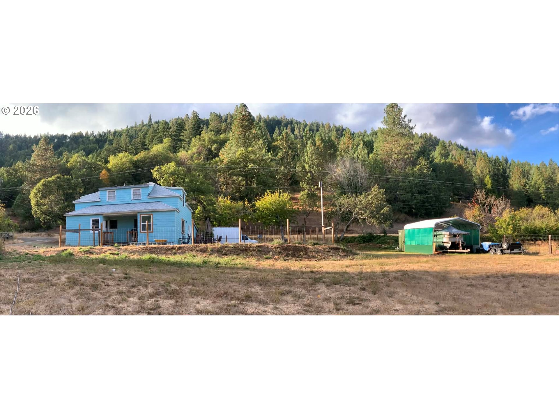 9060 Azalea-Glen Road Glendale, OR 97442 - Photo 2 of 16