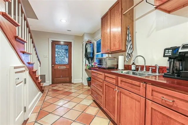 $1,297,000 | 516 Betz Place, Metairie, LA 70005