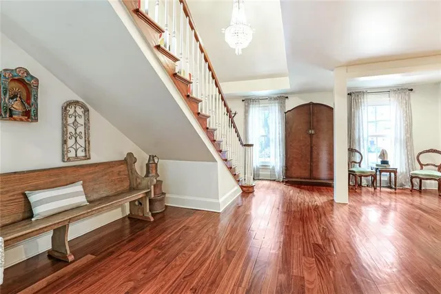 $1,297,000 | 516 Betz Place, Metairie, LA 70005