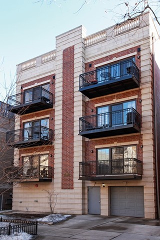 663 West Barry Avenue, Unit 2D Chicago, IL 60657 - Photo 1 of 12