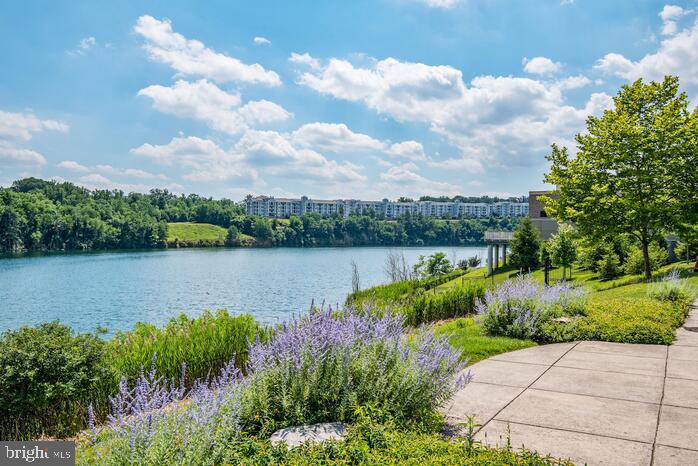 2520 Stone Cliff Drive Baltimore, MD 21209 - Photo 17 of 72