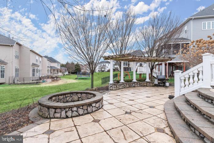 2520 Stone Cliff Drive Baltimore, MD 21209 - Photo 10 of 72 a view of a house with backyard and sitting area
