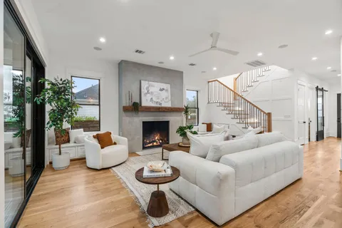 $1,649,000 | 1825 Arlington Street, Houston, TX 77008