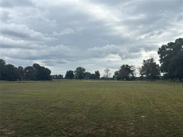 a view of an outdoor space and a yard