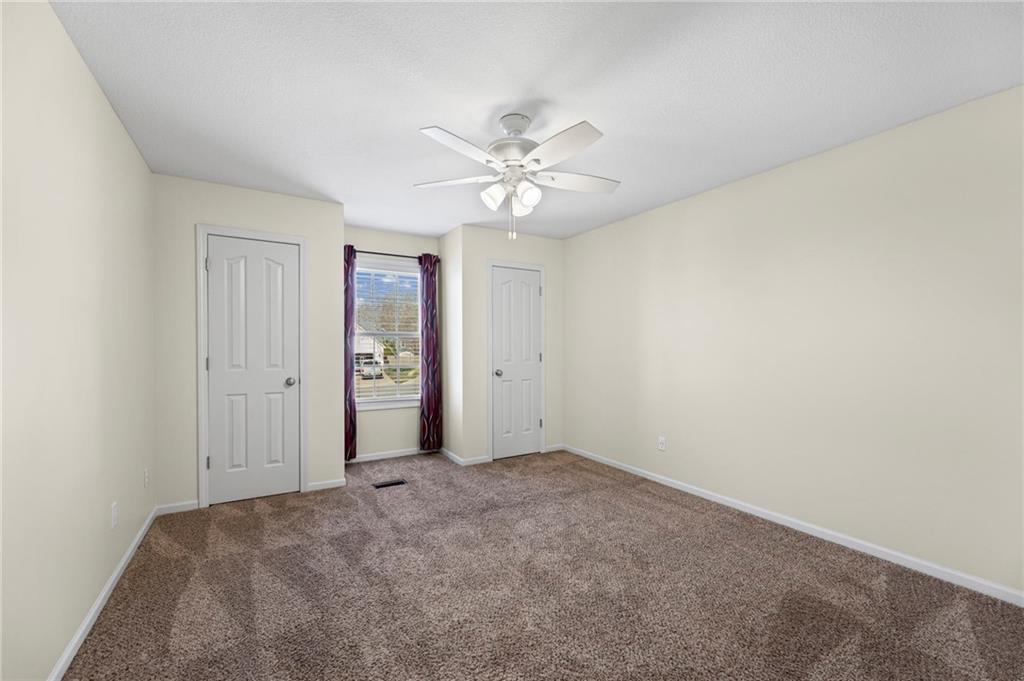 654 Holiday Lane Lansing, KS 66043 - Photo 16 of 41