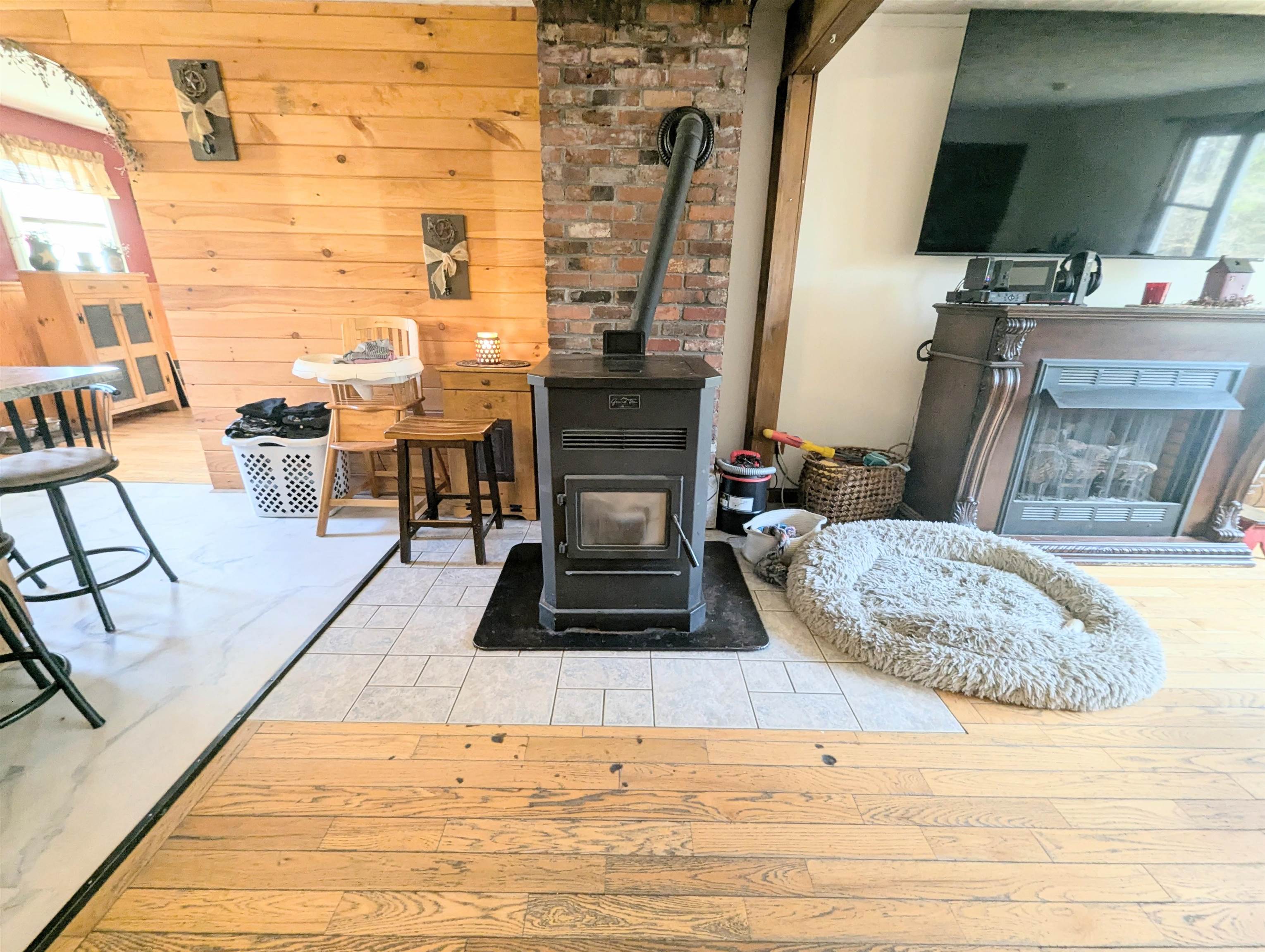 131 Old Bradley Road St. Johnsbury, VT 05819 - Photo 9 of 49