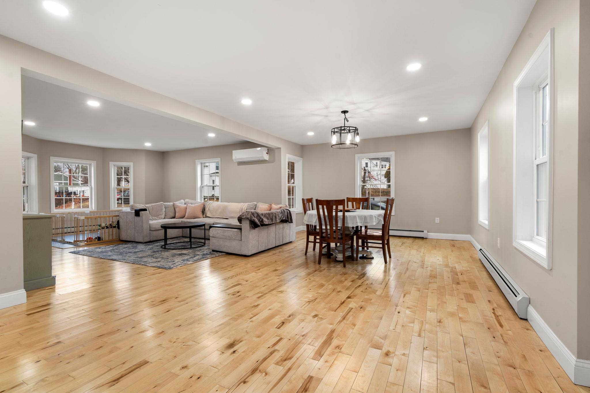 7 Mt Pleasant Street Derry, NH 03038 - Photo 14 of 39